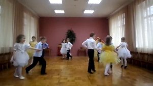 Парный танец в детском саду "Мазурка"