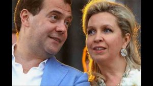 У Дмитрия Медведева служебный роман с пресс-секретарем Натальей Тимаковой