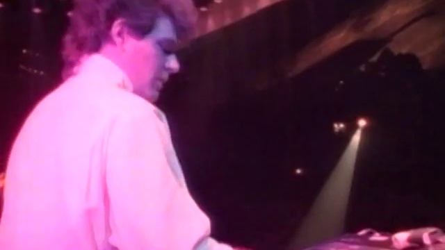 Stevie Nicks - Talk To Me смотреть онлайн