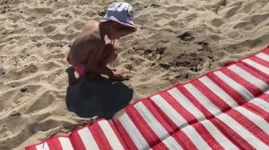 Дети на пляже. Развлечения для ребёнка 3 лет на пляже