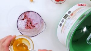 Йогуртовое мороженое с ягодами в йогуртнице Tefal Lacteo YG2601