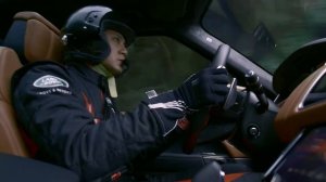 Невероятный подъем по 999 ступеням Range Rover Sport