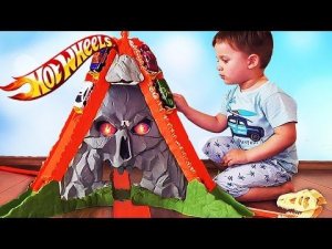 ★ ХОТ ВИЛЛС Трек СУПЕР ВУЛКАН из Серии Соедини Все Треки Hot Wheels Track Builder Volcano Stunt