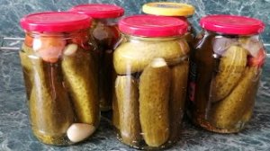 Засолка огурцов в литровых банках.