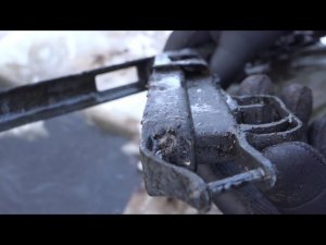 ДОСТАЛИ ИЗ ЛУНКИ ОРУЖИЕ В МАСЛЕ! РАСКОПКИ С ПОИСКОВЫМ МАГНИТОМ