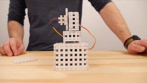 Собираем лазерную игрушку для кошки на Arduino. Проекты Амперки #16