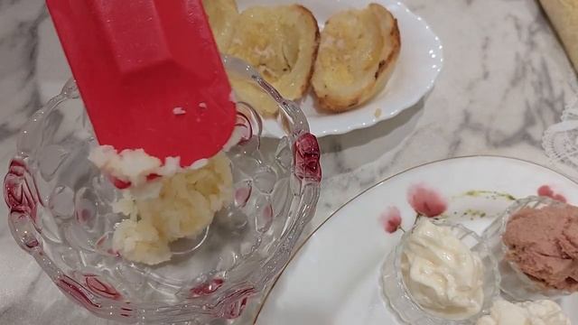Дважды запеченный картофель с паштетом
