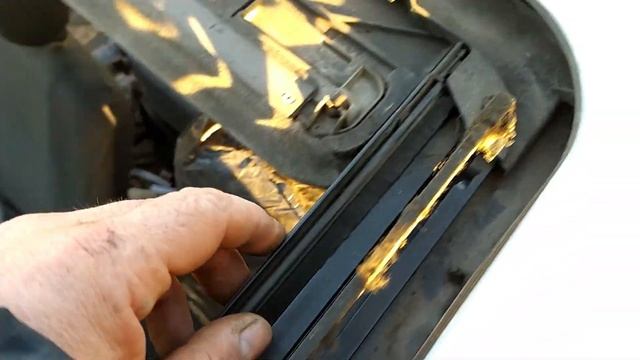 Опель Вектра А. Быстрое снятие люка и шторки для ремонта. смотреть онлайн