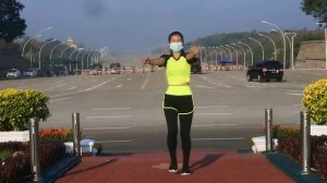 Учительница из Мьянмы случайно сняла видеоурок на фоне начала госпереворота