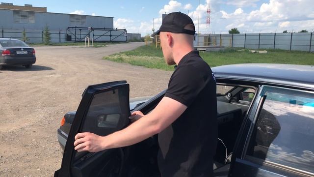 Каркасные шторки для авто Лада Ваз 2109, 21099, 2114, 2115 на магнитах «Cobra Tuning» - Установка