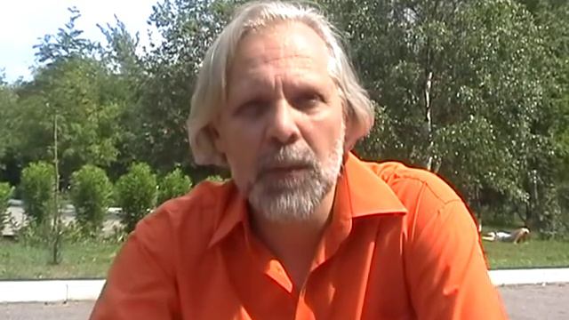 Кто меньше страдает смотреть онлайн