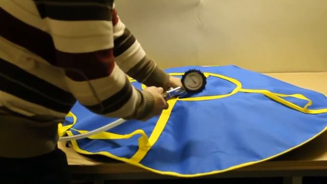 Как накачать надувные санки ватрушку смотреть онлайн