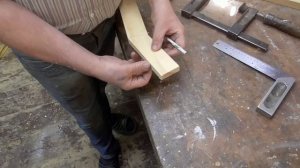 Гнутая нога из узкой делянки. Для барного стула.