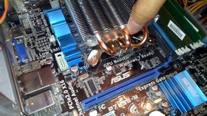 Замена кулера (охладителя) процессора ПК