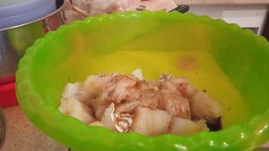 тушёная треска с овощами