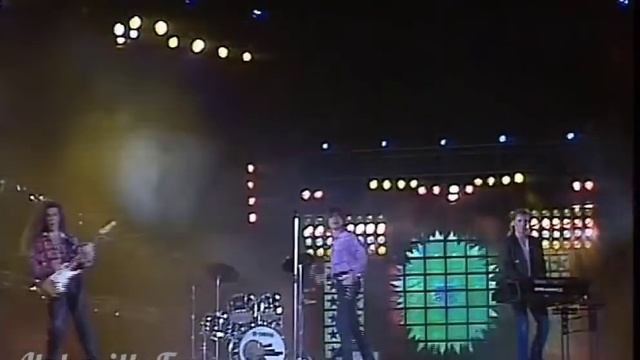 Alphaville - Dance with me (festivalBar Italy-double performance 1986) смотреть онлайн