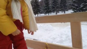 Ребенок ИНДИГО Дети катаются с горки Екатеринбург