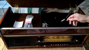 Работа восстановленной радиолы "УРАЛ-114" с перестроенным блоком УКВ на FM диапазон. часть 1