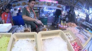 Где вкусный и дешёвый Том ям на Патонге Пхукет