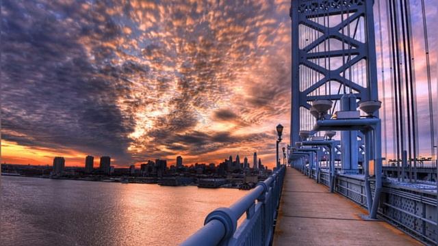 REAL PHILADELPHIA USA . News смотреть онлайн