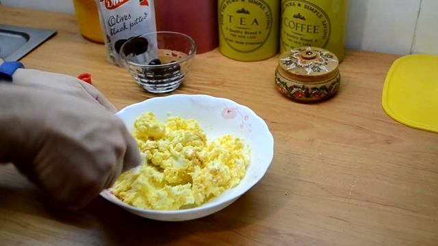 Яйца фаршированные сырным кремом. МЯСОЖОР 130