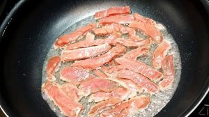 ФУНЧОЗА С МЯСОМ.РИСОВАЯ ЛАПША + СОЕВЫЙ СОУС?