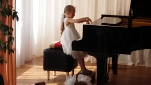 Маргарита 1 класс. Экзамен по фортепиано