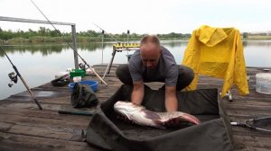 ЧУТЬ НЕ УТЯНУЛ В ВОДУ!!! ТРЕХПРУДНОЕ,КРЫМ.