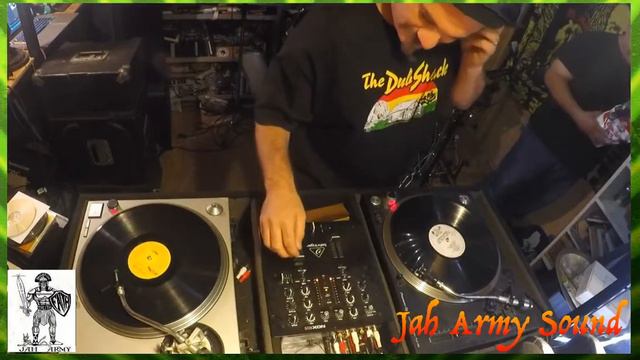JAH ARMY SOUND - ROOTS MIX (DJ ELEVATION SD & SELECTA MOMO) смотреть онлайн