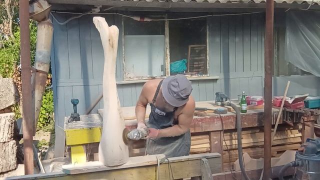 Резной столб под лестницу. смотреть онлайн