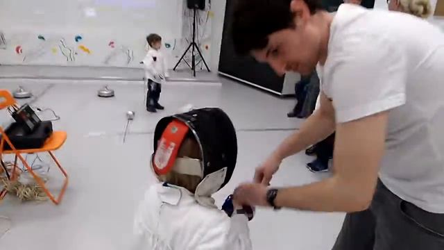 Фехтование в Омске! Крутяк! Продажный блогер смотреть онлайн