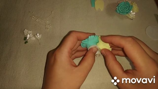 Бантики из фоамирана Фома Иран пушистики квиты заколочки для начинающих Простые цветы из фоамирана смотреть онлайн
