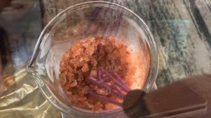 Эффектная соль для ванны - отличный новогодний подарок