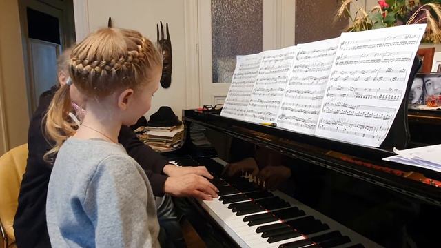 Моцарт, Соната 16 разбор смотреть онлайн