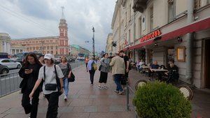 Невский проспект. Сентябрь 2023.