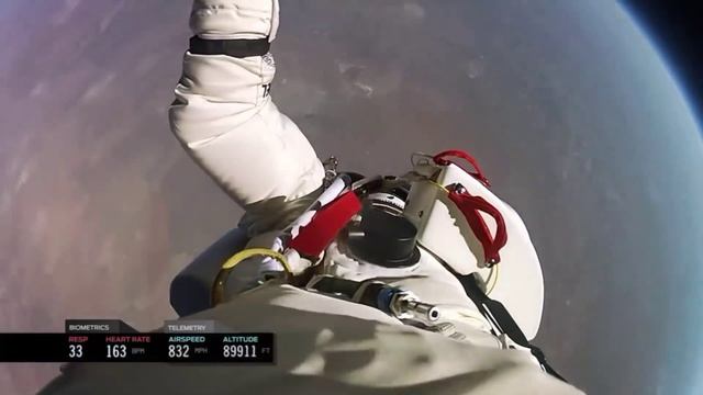 Прыжок австрийского парашютиста Феликса Баумгартнера из стратосферы