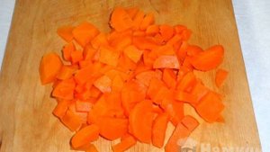 Салат из моркови, яиц и свеклы