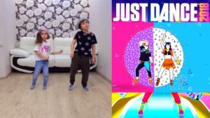 Кто ЛУЧШЕ это ДЕЛАЕТ? Камиль и Аминка ПОСПОРИЛИ! JUST DANCE 2018 Для детей kids children