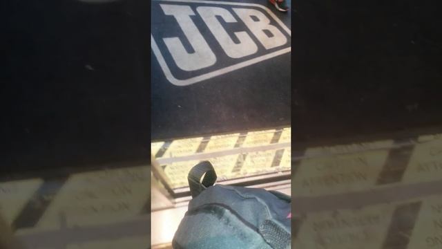 The royal festival hall singing lift смотреть онлайн