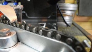 Бензопила "Тайга -214".Точим цепь станком запускаем после хранения.