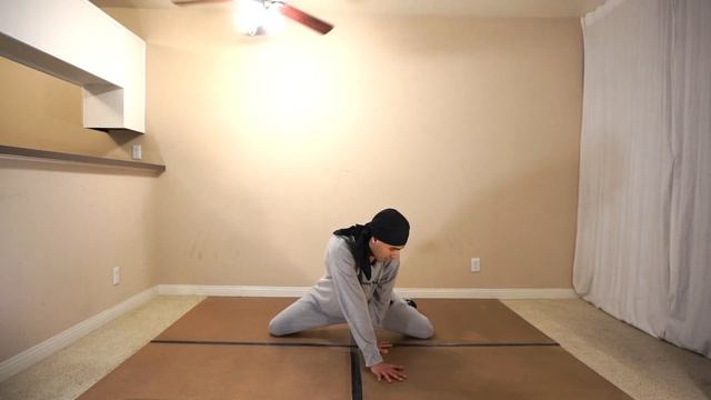 Como Hacer UFO Breakdance Tutorial | How to UFO Break Dancing смотреть онлайн