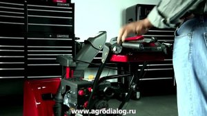 Преимущества снегоуборщиков Craftsman: простое управление дефлектором выброса