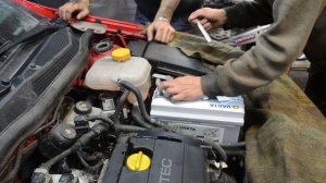 Опель Астра вытек антифриз и масло