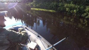 Вот это трофей / Спиннинг в дугу / Самая большая щука на эту блесну / Сплав по таёжной реке