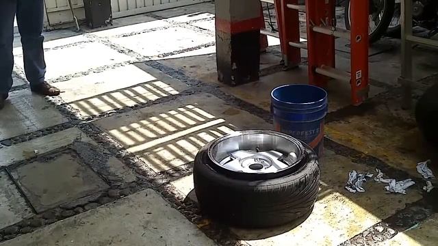 Llanta 205-45-16 en 9 pulgadas смотреть онлайн