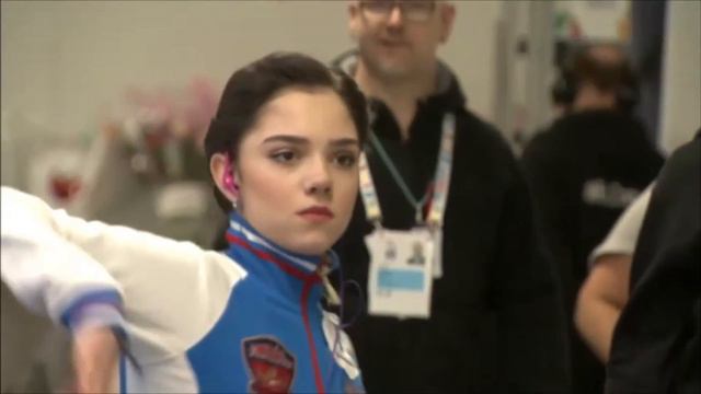 Евгения Медведева. Премия ISU Skating Awards 2020, номинация "Лучшая зрелищная программа". смотреть онлайн