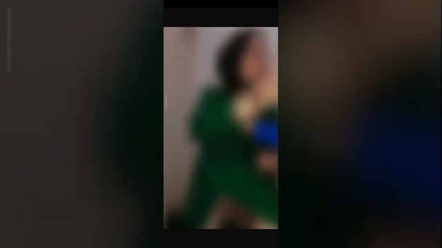 Çocuğunun Yanında Canlı Yayın Açıp Müstehcen Hareketler Yapan Kadın ?