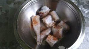 Жареный минтай в муке, яйце, сухарях