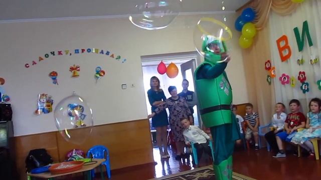 Аниматоры Киев на выезд - заказать в садик на утренник, школу на выпускной, на природу или свадьбу