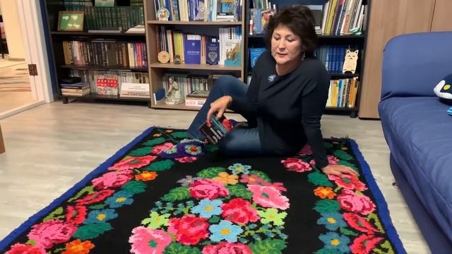 Тюменский ковер в интерьере ретро дома смотреть онлайн